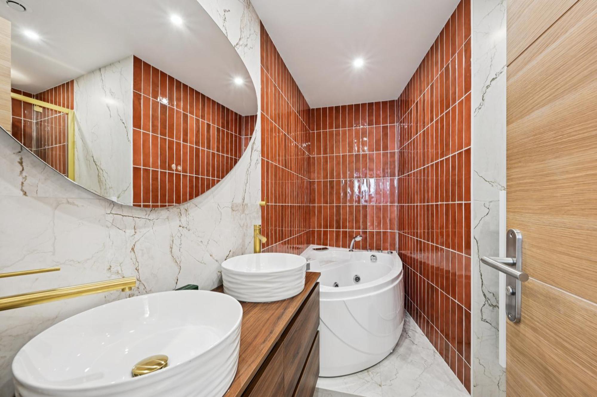 Lavie Maison 7th Ac Hot Tub Apartment